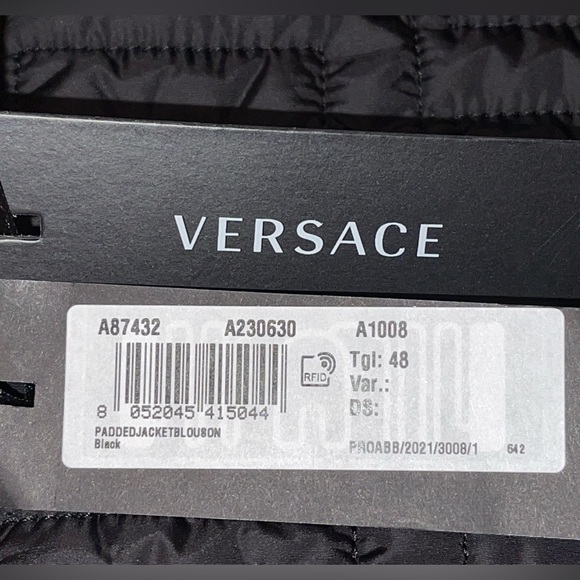 VERSACE UNISEX 🌟 100% AUTHENTIC & NWT—Size M / 48 - Picture 13 of 16